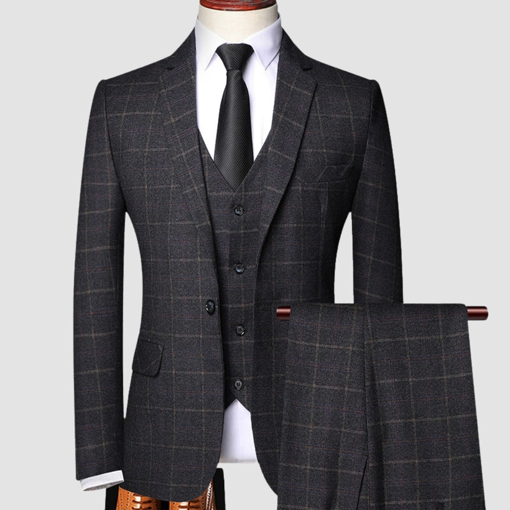 Old Money Classic Three-Piece Plaid Suit