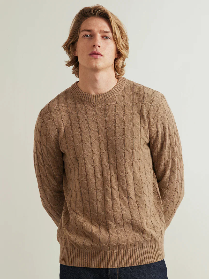 Old Money Cable-knit Pullover
