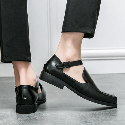 Oliver | Black Sandals