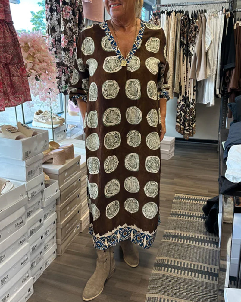 Long Sleeve Dress with V-Neck and Print